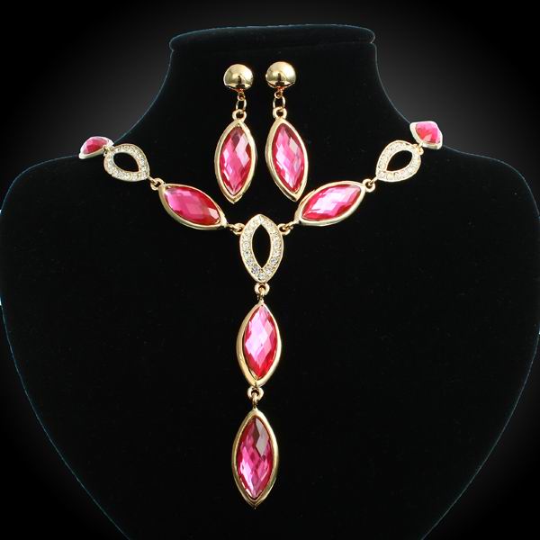MARQUISE PINK SWAROVSKI CRYSTAL MATCHING SET